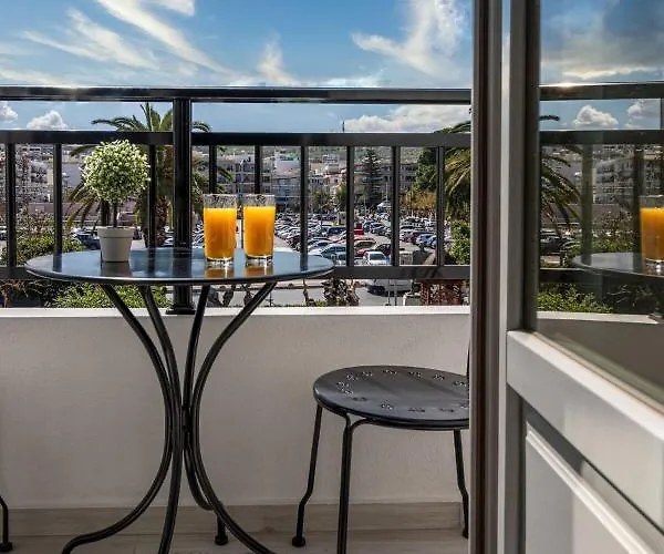 Apartment White&gray