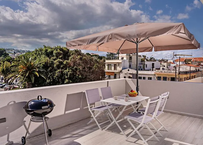 White&gray * Rethimno