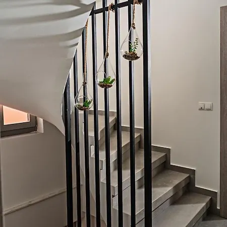 Apartamento White&gray Rétino